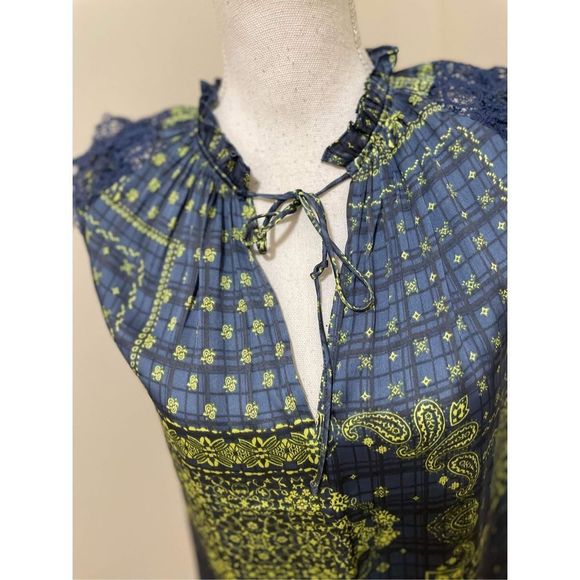 Anthropologie Current Air Bandana-Printed Top Size XXS - Picture 6 of 10